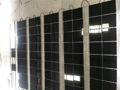 Gwenithfaen Du Premiwm Indiaidd